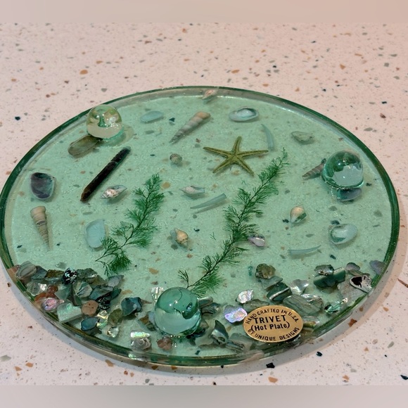 Nautical Seashell Hand Crafted‎ Glass Trivet Hot Plate Holder - Picture 6 of 7